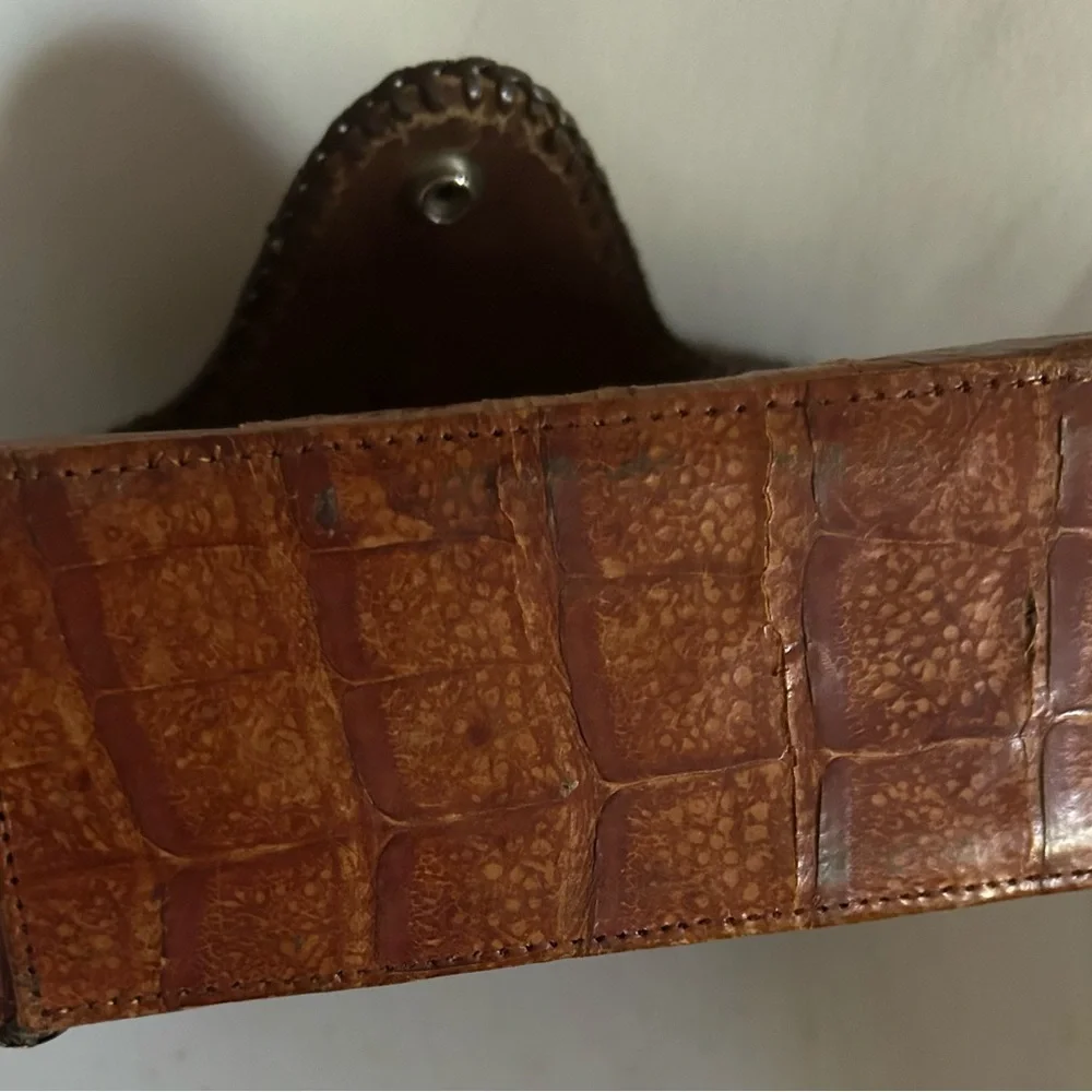 vintage Cognac Croc-Embossed Leather Purse Bag brown